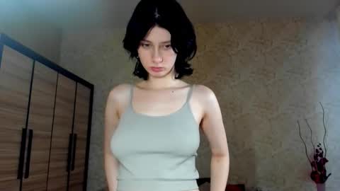 Snapshot of julissweet chatting on 02.01.25 Asmodeus online show from 02.01.25