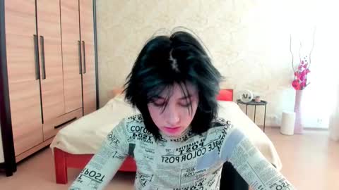 Snapshot of julissweet chatting on 02.08.25 Asmodeus online show from 02.08.25