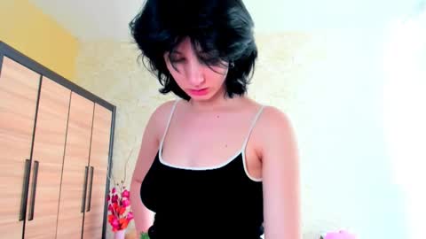 Snapshot of julissweet chatting on 02.17.25 Asmodeus online show from 02.17.25