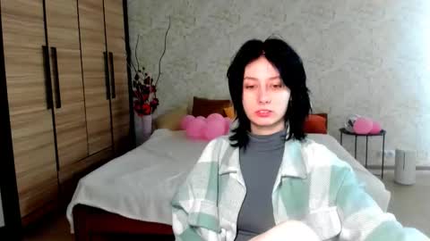 Snapshot of julissweet chatting on 03.03.25 Asmodeus online show from 03.03.25