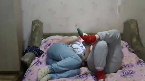 Snapshot of juliya_katie chatting on 09.27.25 Juliya Katie online show from 09.27.25