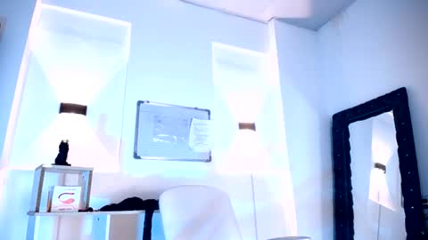 Snapshot of jullian_ricci chatting on 07.13.26 jullian online show from 07.13.26