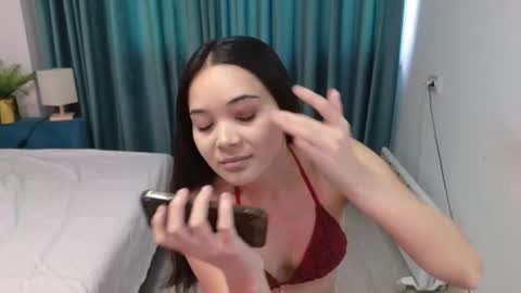 Snapshot of july_kane chatting on 10.30.25 july_kane online show from 10.30.25