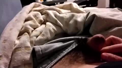 Snapshot of jumezee chatting on 10.22.25 Asian office boy online show from 10.22.25