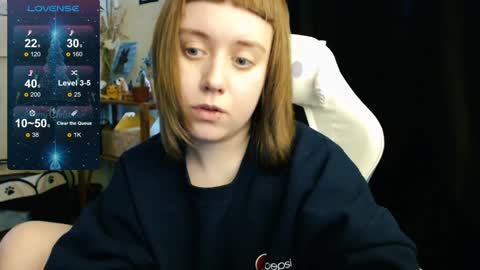 Snapshot of june_shy0 chatting on 12.04.24 June online show from 12.04.24