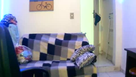 Mia online show from 10.12.25