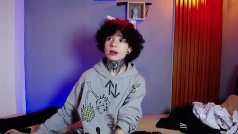 JuneBlake  online show from 03.31.26