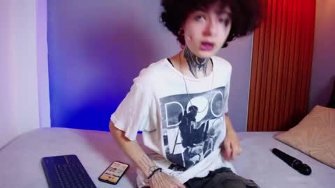 JuneBlake  online show from 04.01.26