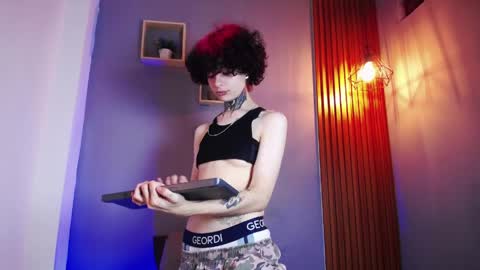 JuneBlake  online show from 04.09.26