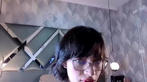 junecollins online show from 02.06.26