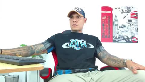 juniior_333 online show from 11.26.25