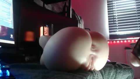 Snapshot of juniorhugebbc chatting on 11.16.25 Jah long online show from 11.16.25