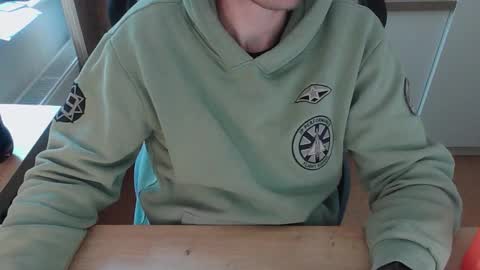 junk2711 online show from 09.25.25