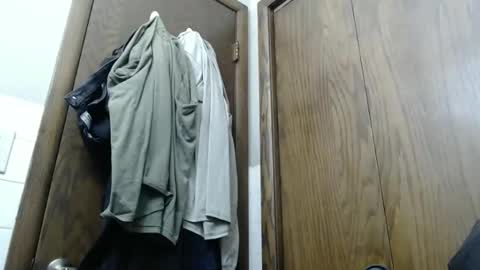 Snapshot of junk_yard_dog chatting on 04.16.26 Dave online show from 04.16.26