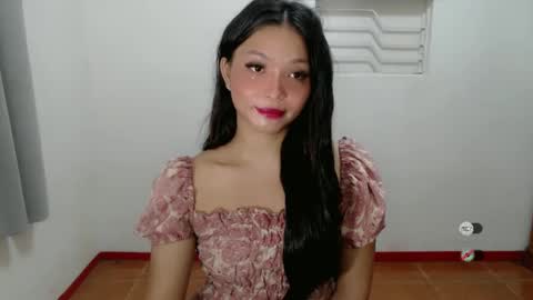 Snapshot of juny_lany chatting on 12.23.24 Karla online show from 12.23.24