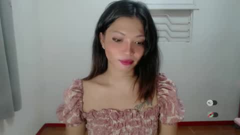 Snapshot of juny_lany chatting on 01.02.25 Karla online show from 01.02.25