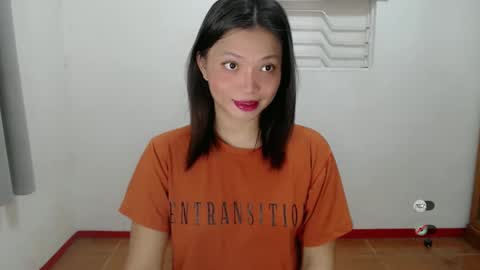 Snapshot of juny_lany chatting on 02.01.25 Karla online show from 02.01.25