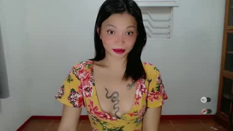 Snapshot of juny_lany chatting on 02.17.25 Karla online show from 02.17.25