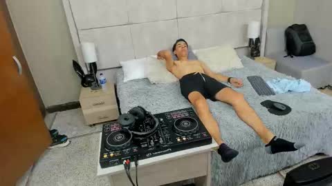 Jupiter online show from 12.01.25