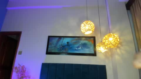 Jupiter Fox online show from 11.18.25