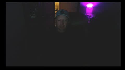 Snapshot of jusbeaz8722 chatting on 01.13.25 JustnSide Unexxst online show from 01.13.25