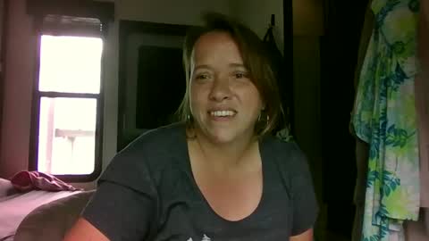 CamperGirl online show from 04.02.26