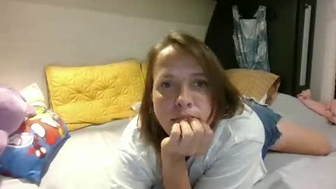 CamperGirl online show from 04.12.26