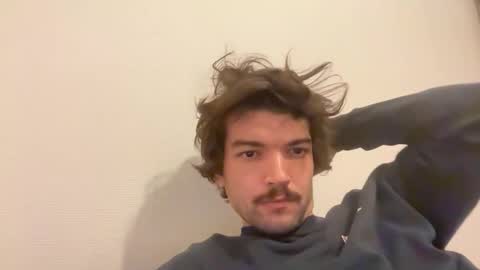 just_a_guy_with_a_big_cock online show from 10.28.25