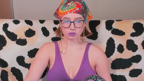 Snapshot of just_fucked chatting on 12.12.24 Nika and Mark online show from 12.12.24