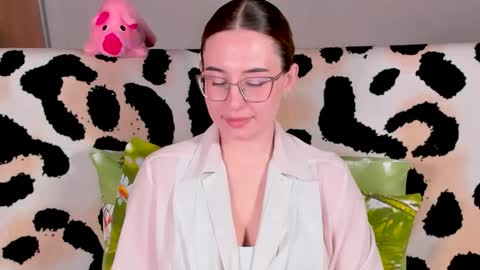Snapshot of just_fucked chatting on 02.19.25 Nika and Mark online show from 02.19.25