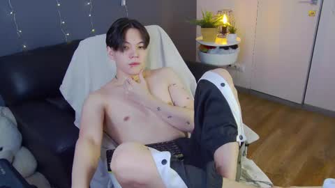 just_gay_ online show from 02.09.25