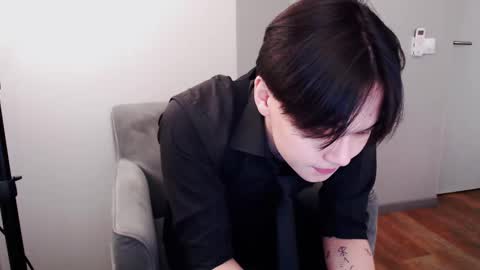 just_gay_ online show from 02.20.25