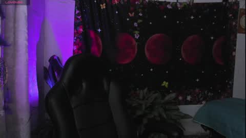 Snapshot of just_katiex chatting on 01.11.25 Sofia online show from 01.11.25