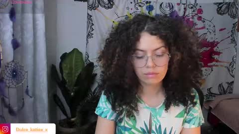 Snapshot of just_katiex chatting on 02.14.25 Sofia online show from 02.14.25