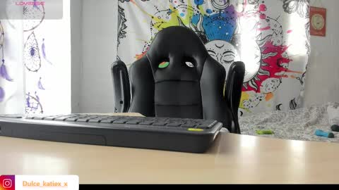 Snapshot of just_katiex chatting on 02.27.25 Sofia online show from 02.27.25