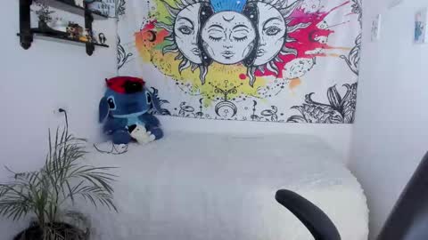 Snapshot of just_katiex chatting on 01.16.26 Sofia online show from 01.16.26