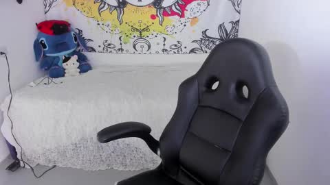 Snapshot of just_katiex chatting on 01.18.26 Sofia online show from 01.18.26