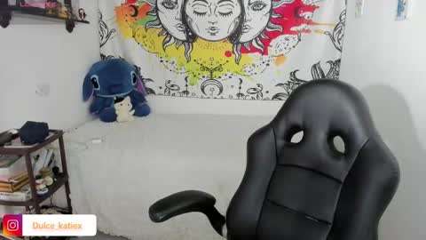 Snapshot of just_katiex chatting on 02.13.26 Sofia online show from 02.13.26