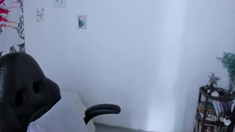 Snapshot of just_katiex chatting on 02.25.26 Sofia online show from 02.25.26