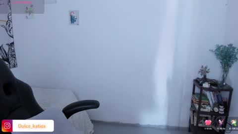 Snapshot of just_katiex chatting on 02.27.26 Sofia online show from 02.27.26