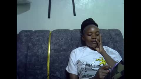 Snapshot of just_nuru chatting on 10.04.25 just_nuru online show from 10.04.25