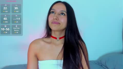 Snapshot of just_soffy chatting on 02.14.25 Soffy online show from 02.14.25