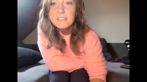 Snapshot of just_stunning chatting on 09.17.25 Rosi and Paul online show from 09.17.25