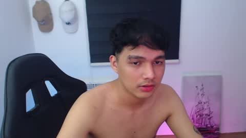 Snapshot of justagamerxxx chatting on 02.25.25 Rhys online show from 02.25.25