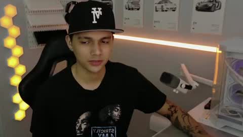 Snapshot of justagamerxxx chatting on 07.07.26 Rhys online show from 07.07.26