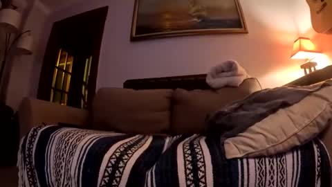 Snapshot of justanimals chatting on 12.18.25 justanimals online show from 12.18.25