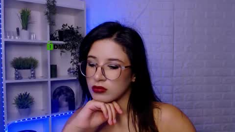 justcamila online show from 10.03.25