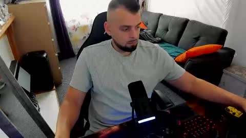 Snapshot of justforfunchriss chatting on 10.16.25 justforfunchriss online show from 10.16.25