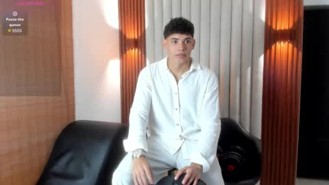 justin online show from 10.10.25