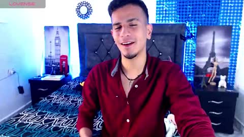 Snapshot of justin_melendez chatting on 12.22.24 JUSTIN online show from 12.22.24
